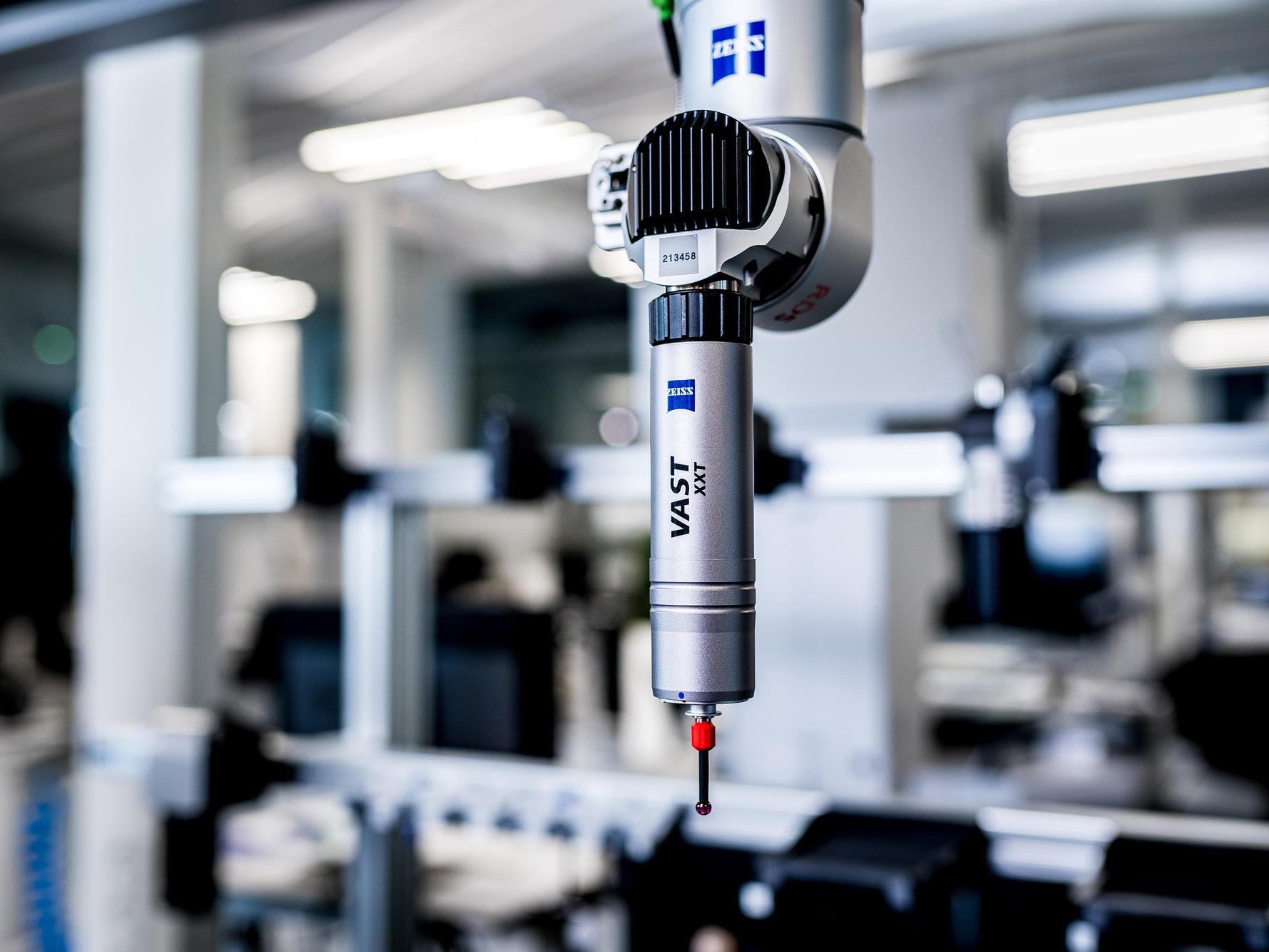 ZEISS VAST XXT tasterkop in gebruik