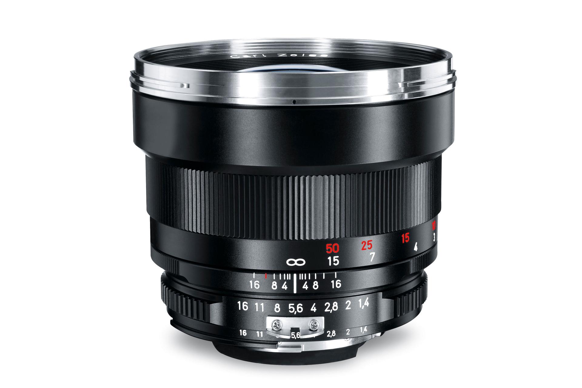 Top view of a ZEISS Planar 1.4/85 ZE camera lens showcasing the glass elements and aperture blades.