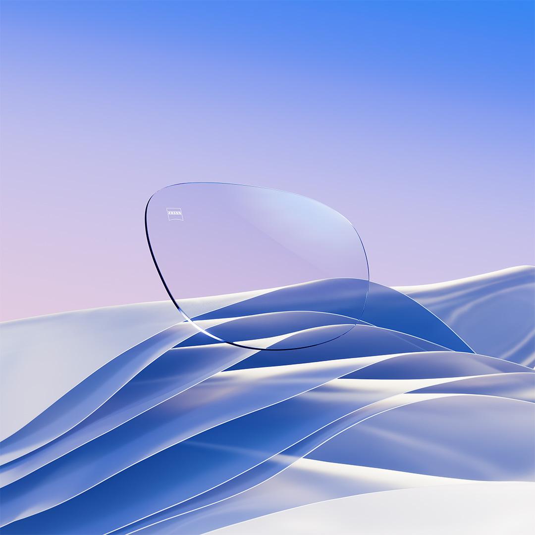 Afbeelding van ZEISS DuraVision Silver UV met ijsblauwe restreflectie.