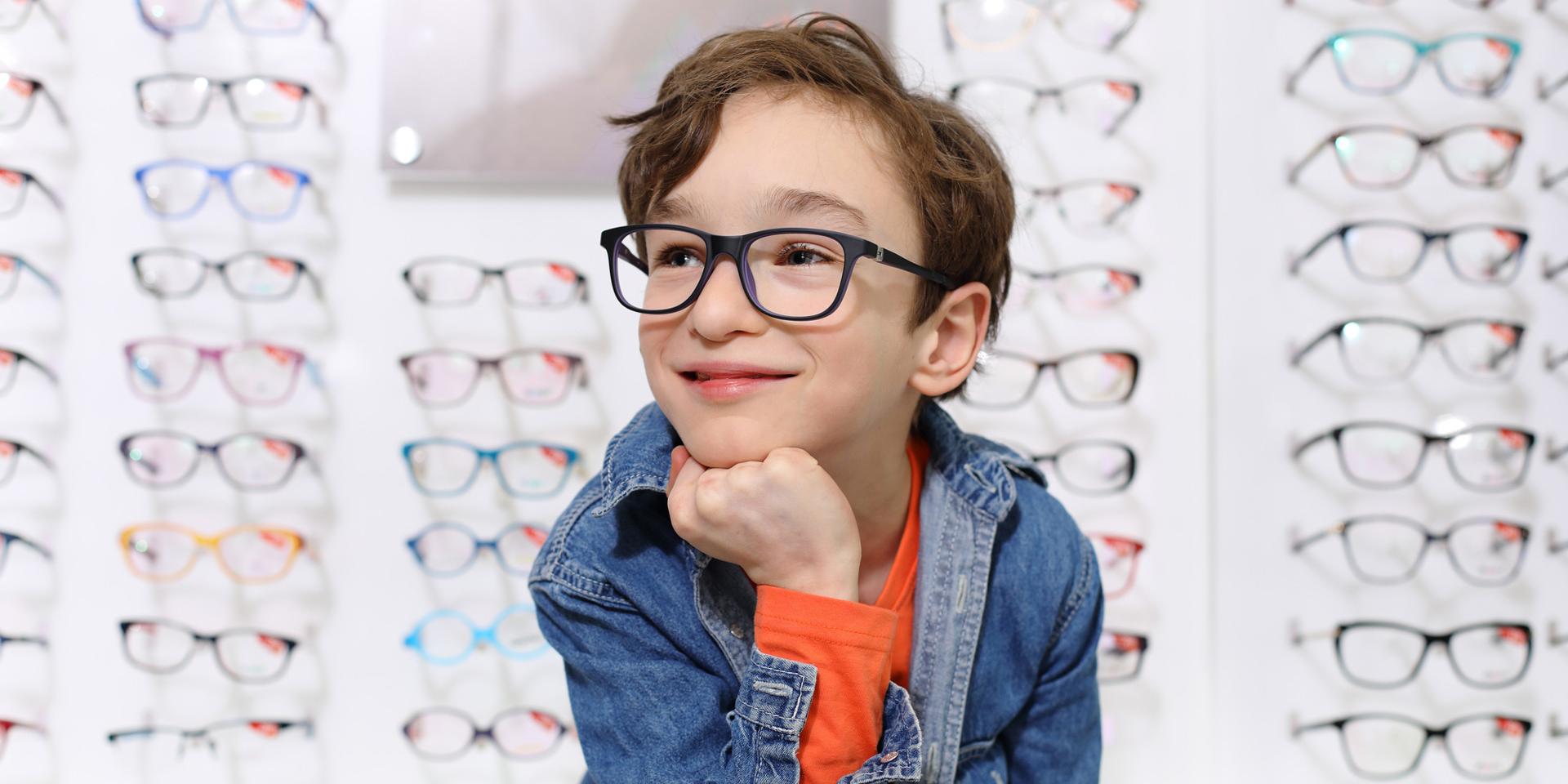 De juiste brilmonturen voor kinderen
