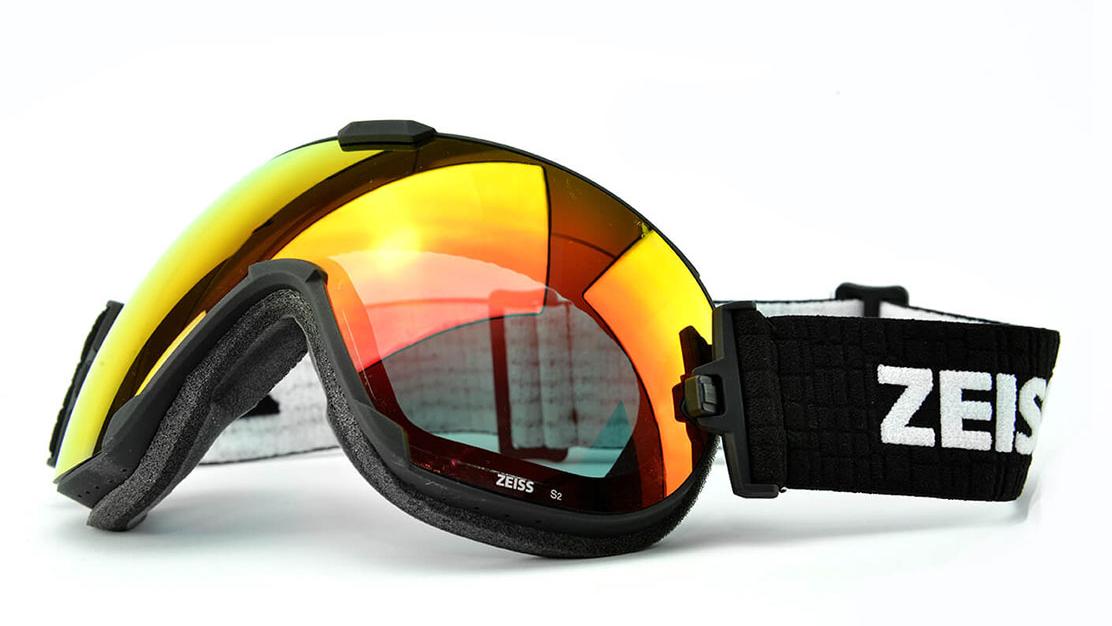 Skibrillen met filterlenzen van Carl Zeiss Vision: veiligheid voorop.